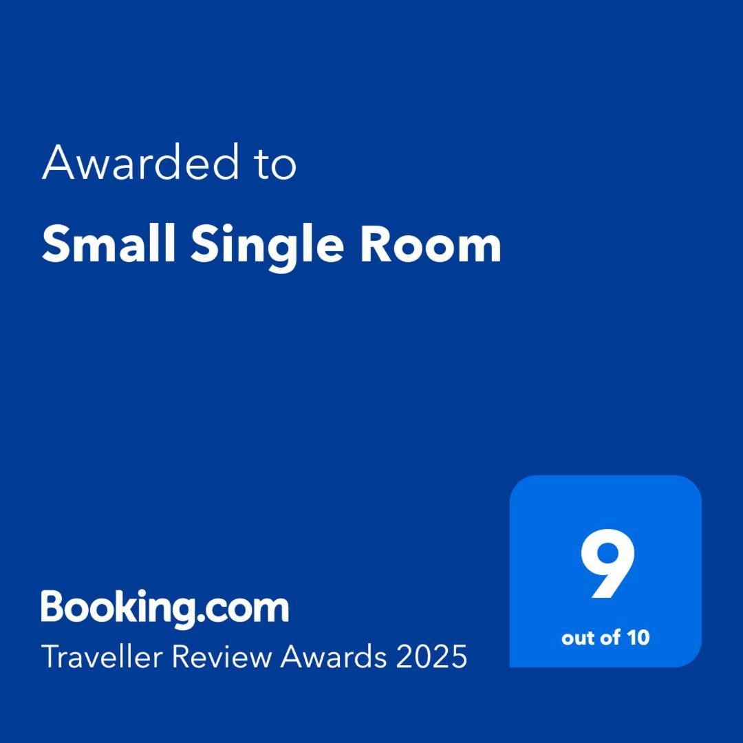 Small Single Room Letterkenny Exterior foto